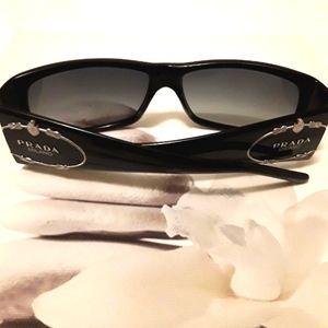 PRADA SPR 10H SUNGLASSES